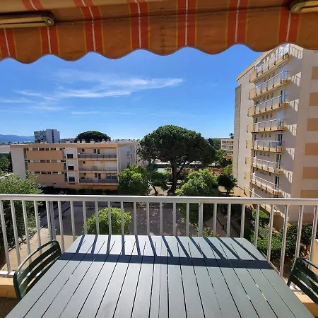 Apartamento T3 Avec Balcon, Clim, Vue Et Port